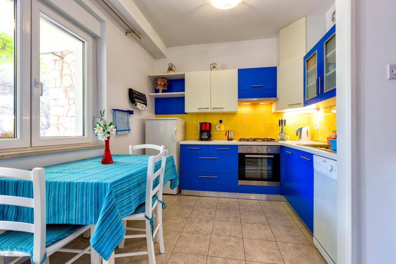 Apartments Margarita Mali Lošinj Buitenkant foto